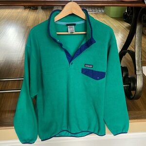 Men’s Patagonia pullover sweater - Large